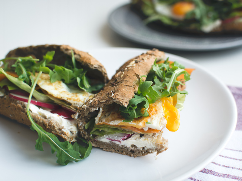 Healthy baguette with egg and vegtables